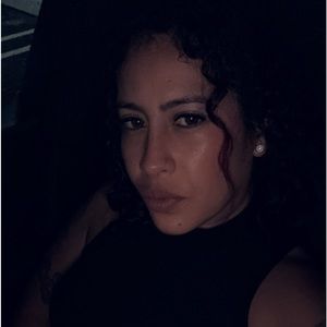 Meet your Posher, Fabiola